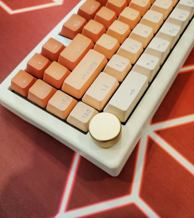 GMK67 Blush thumbnail 5